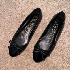Express ballet flats